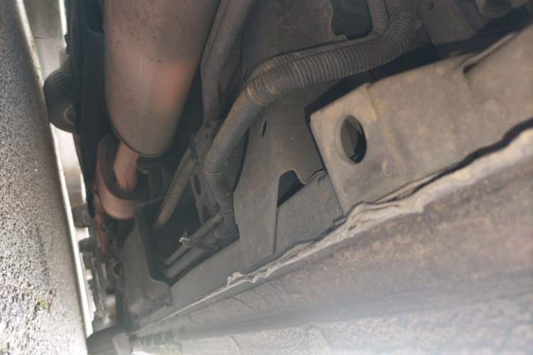 Used Buick GL8 2018 ES 28T Comfort Model China VI Standard Chassis Rear Right