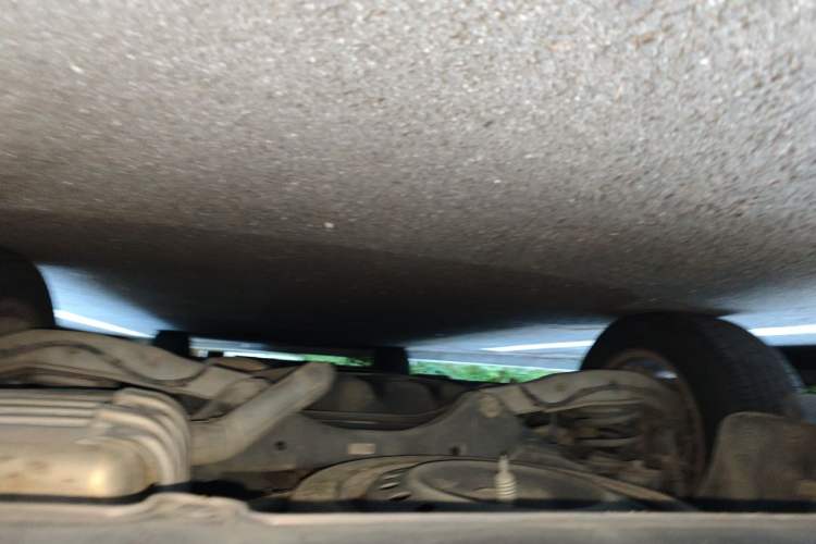 Used Buick GL8 2018 ES 28T Comfort Model China VI Standard Chassis Rear