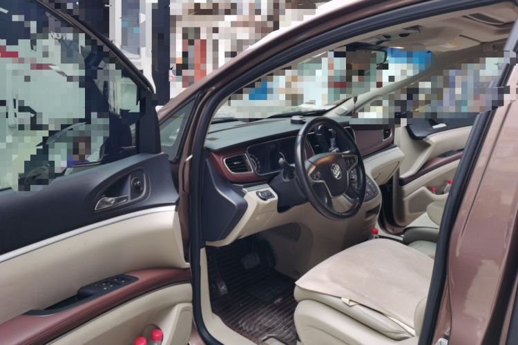 Used Buick GL8 2018 28T Luxury Model China VI Standard Driver Seat