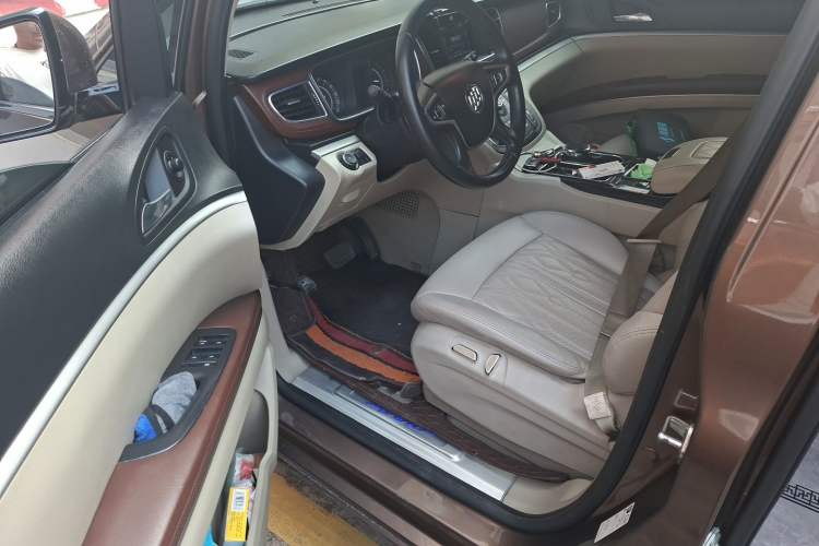 Used Buick GL8 2018 28T Comfort Model China VI Standard Driver Seat