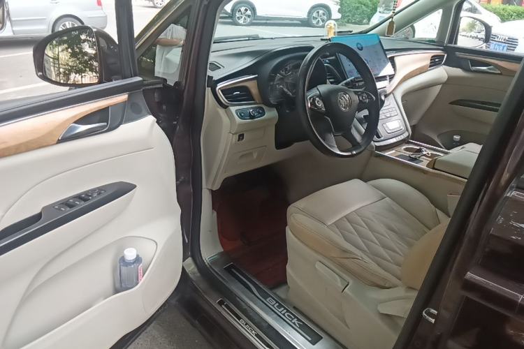 Used Buick GL8 2018 ES 28T Comfort Model China VI Standard Driver Seat