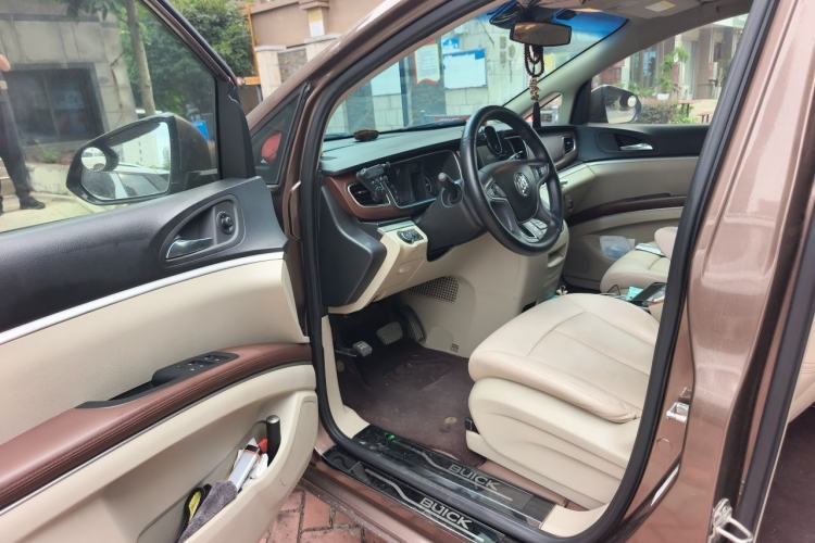 Used Buick GL8 2018 28T Comfort Model China VI Standard Driver Seat