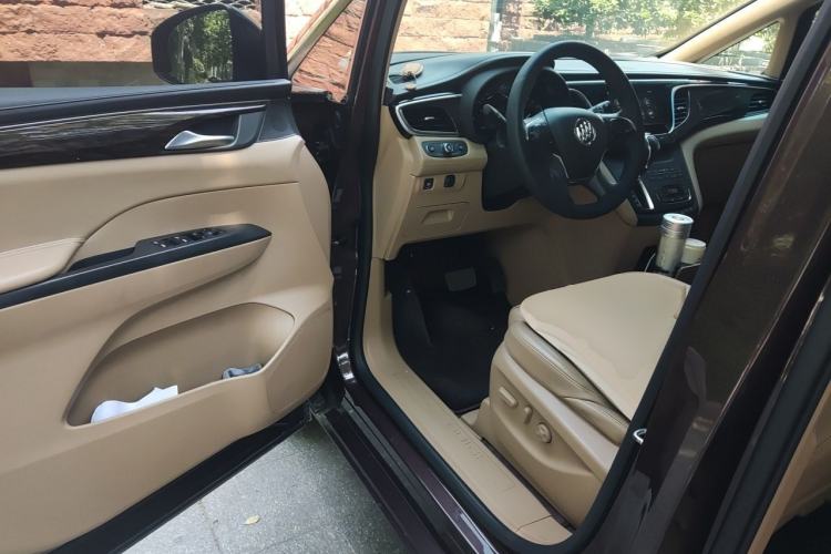 Used Buick GL8 2018 ES 28T Premium Model China VI Standard Driver Seat