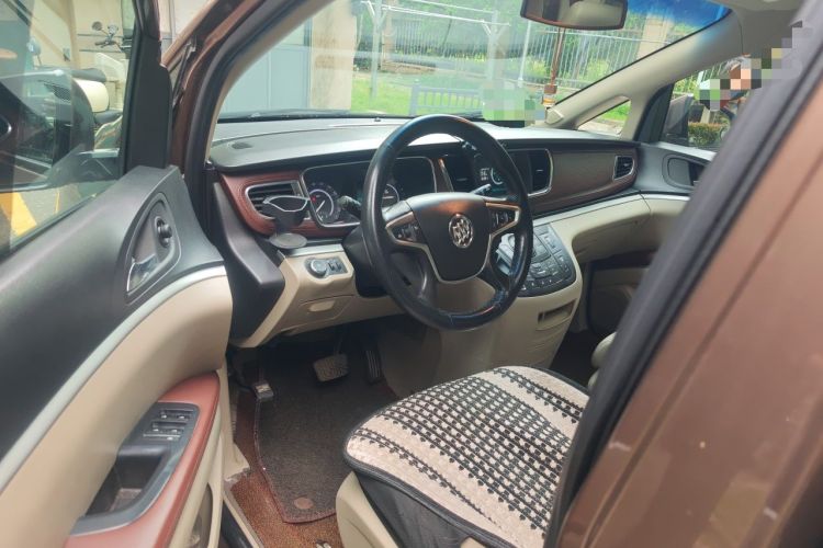 Used Buick GL8 2018 28T Luxury Model China VI Standard Driver Seat