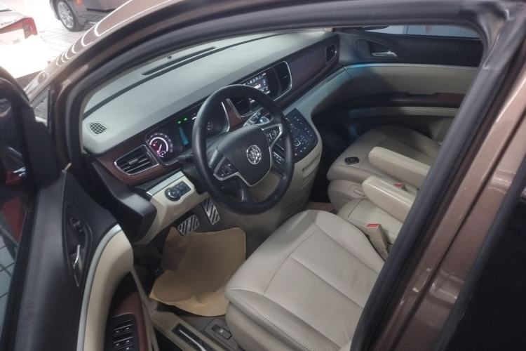 Used Buick GL8 2018 28T Prestige Version China VI Standard Driver Seat