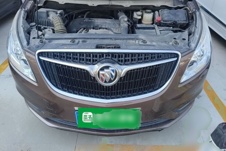 Used Buick GL8 2018 28T Luxury Model China VI Standard Engine Bay