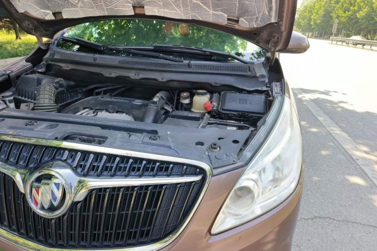 Used Buick GL8 2018 28T Prestige Version China VI Standard Engine Bay Left