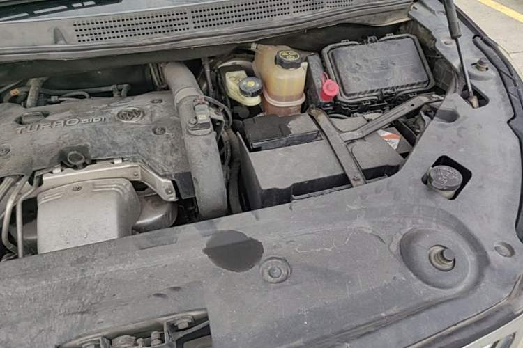 Used Buick GL8 2018 ES 28T Comfort Model China VI Standard Engine Bay Left
