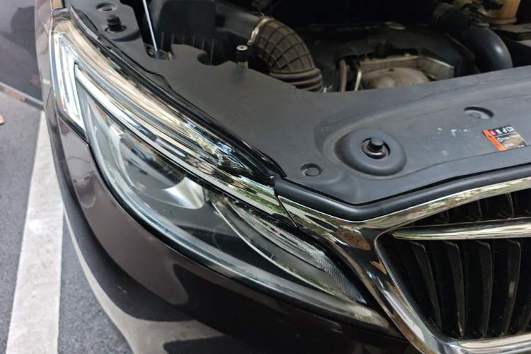 Used Buick GL8 2018 ES 28T Comfort Model China VI Standard Engine Bay Right