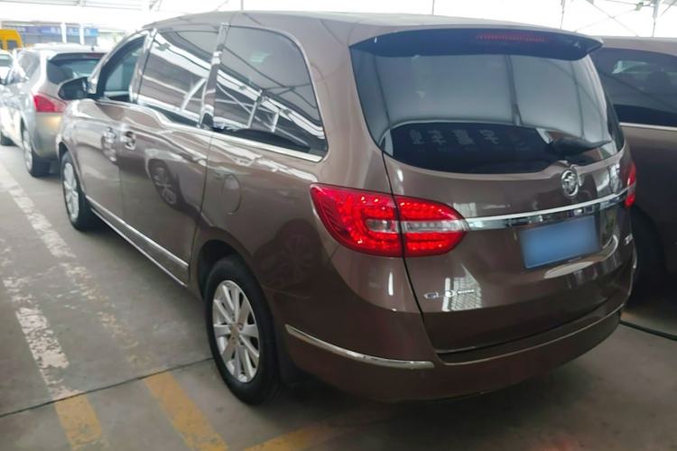 Used Buick GL8 2018 28T Luxury Model China VI Standard Exterior 2
