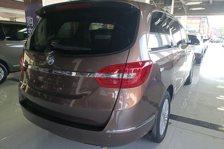Used Buick GL8 2018 28T Luxury Model China VI Standard Exterior 3