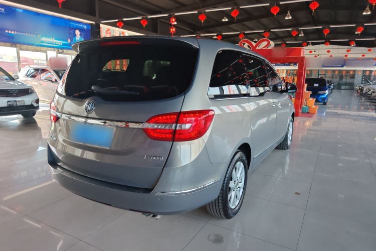 Used Buick GL8 2018 28T Luxury Model China VI Standard Exterior 3