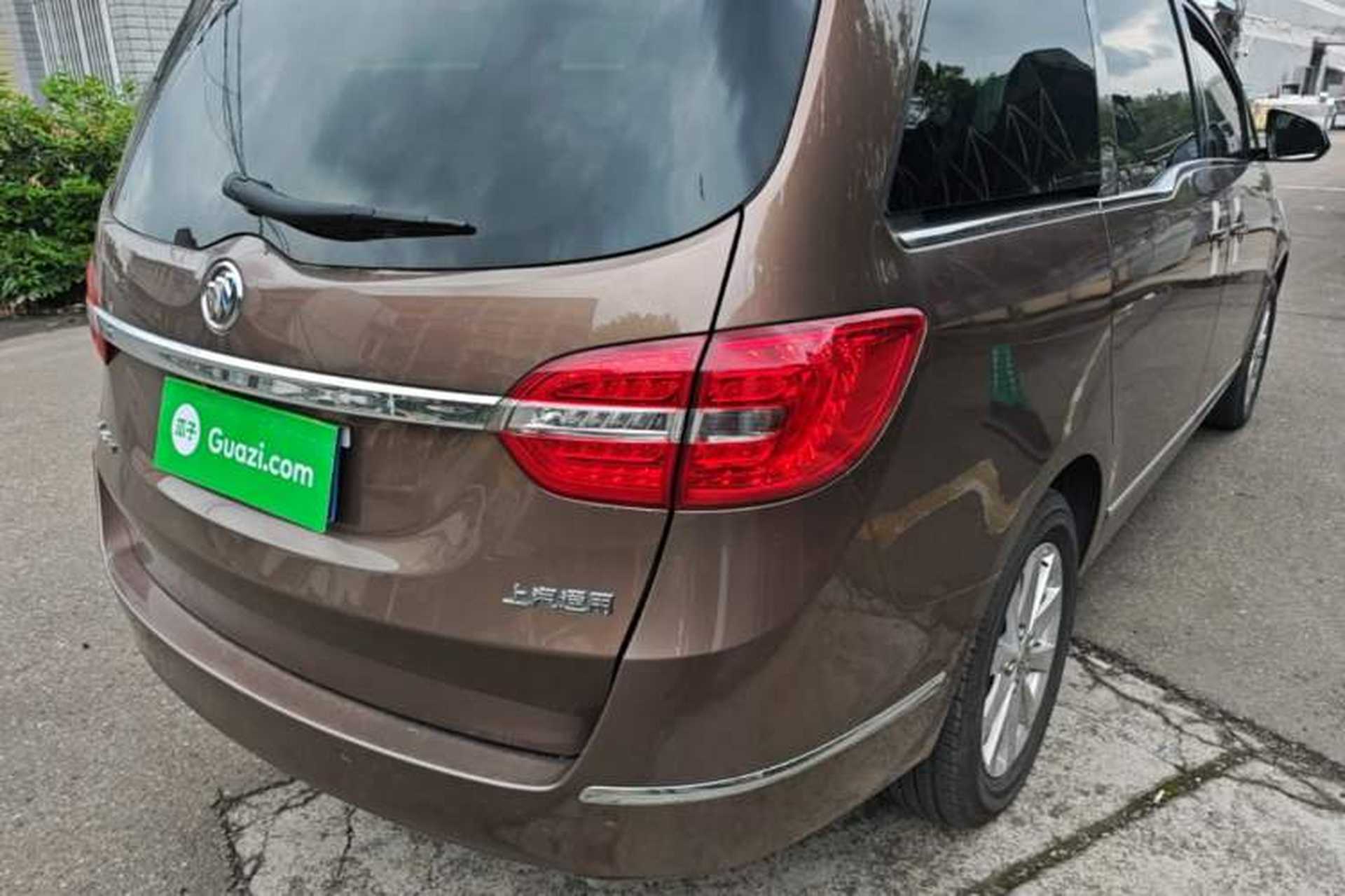 Used Buick GL8 2018 28T Luxury Model China VI Standard Exterior 3