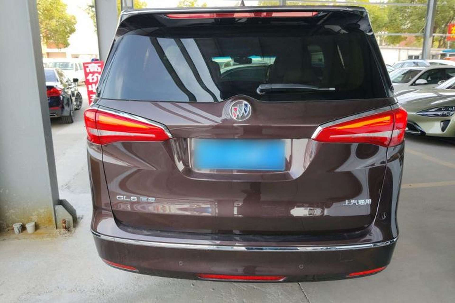 Used Buick GL8 2018 ES 28T Flagship Model China VI Standard Exterior 4