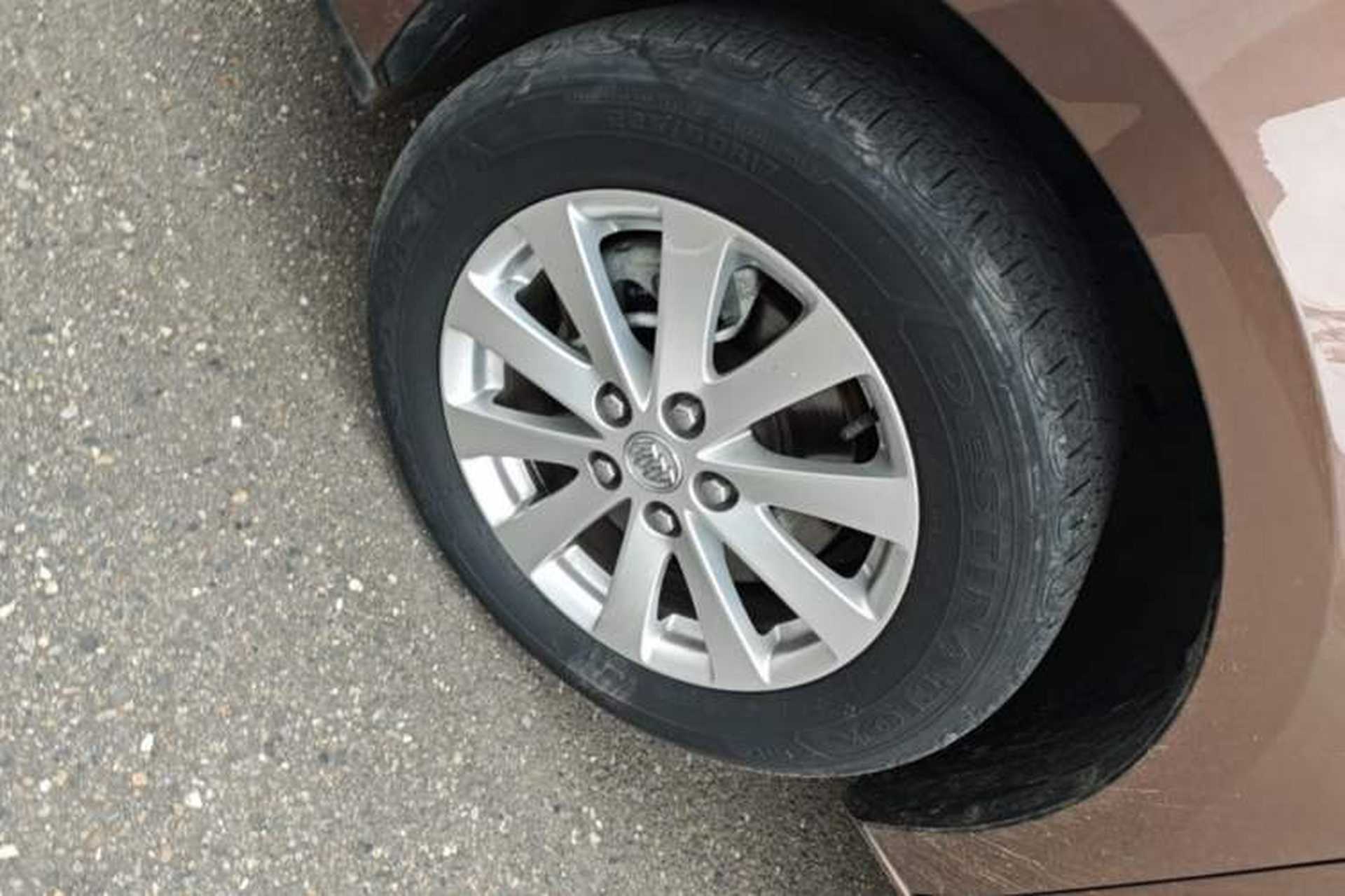 Used Buick GL8 2018 28T Luxury Model China VI Standard Exterior 4