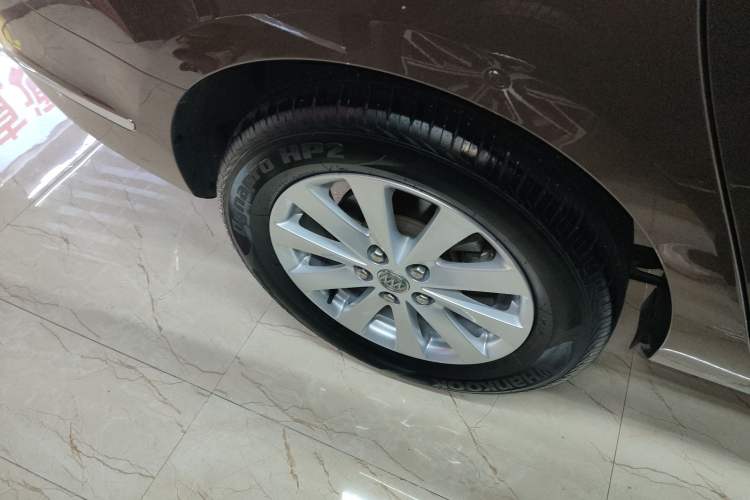 Used Buick GL8 2018 28T Prestige Version China VI Standard Exterior 5