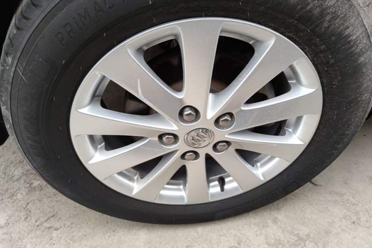 Used Buick GL8 2018 28T Prestige Version China VI Standard Exterior 5