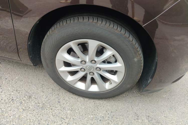 Used Buick GL8 2018 ES 28T Comfort Model China VI Standard Exterior 7