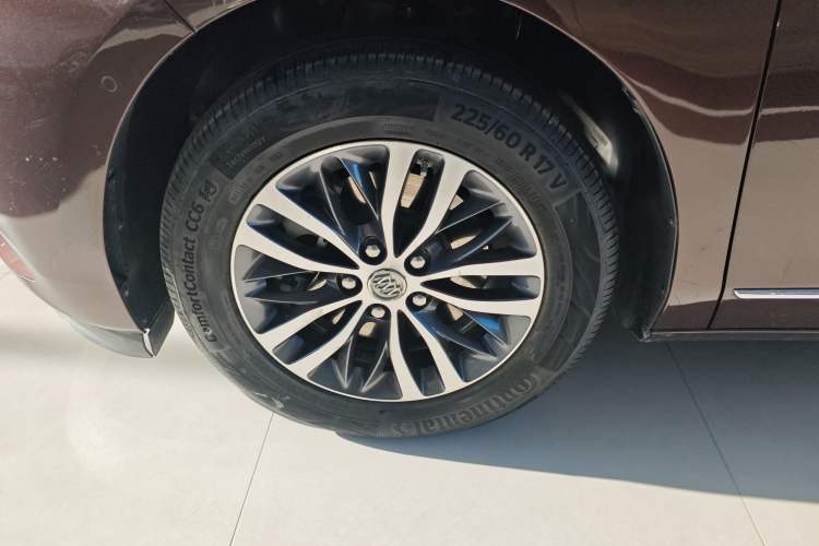 Used Buick GL8 2018 ES 28T Flagship Model China VI Standard Exterior 7