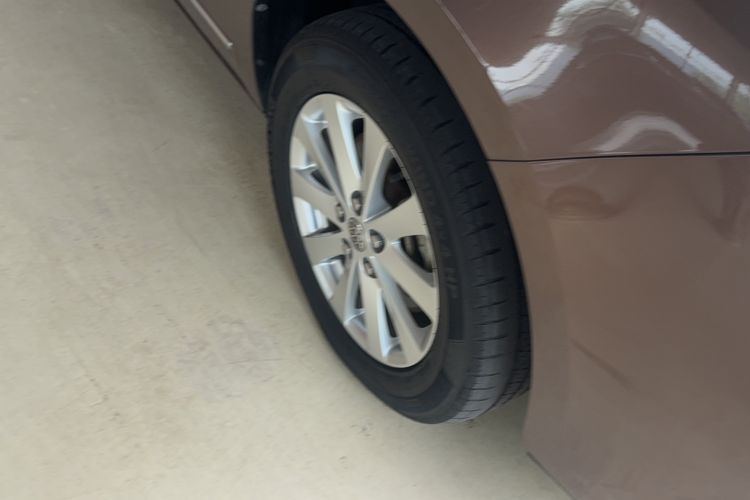 Used Buick GL8 2018 28T Luxury Model China VI Standard Exterior 8