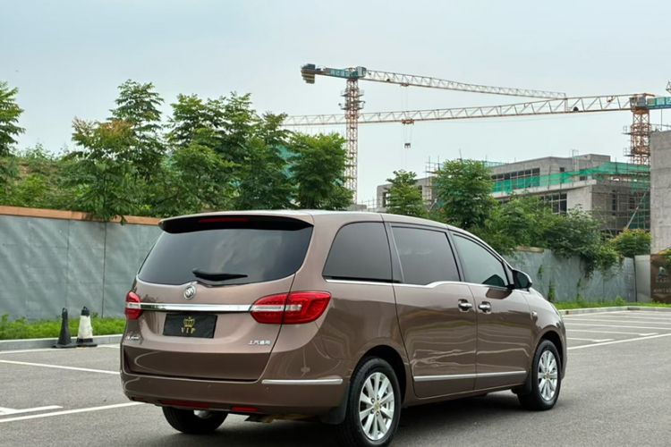 Used Buick GL8 2018 28T Luxury Model China VI Standard Exterior 8
