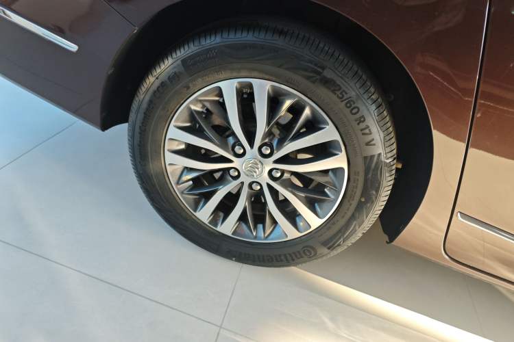 Used Buick GL8 2018 ES 28T Flagship Model China VI Standard Exterior 8