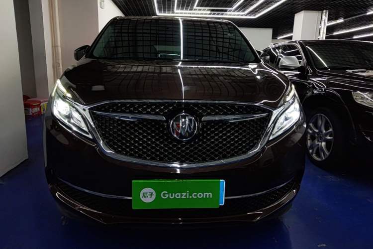 Used Buick GL8 2018 ES 28T Comfort Model China VI Standard Front