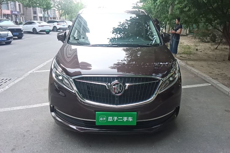 Used Buick GL8 2018 ES 28T Comfort Model China VI Standard Front