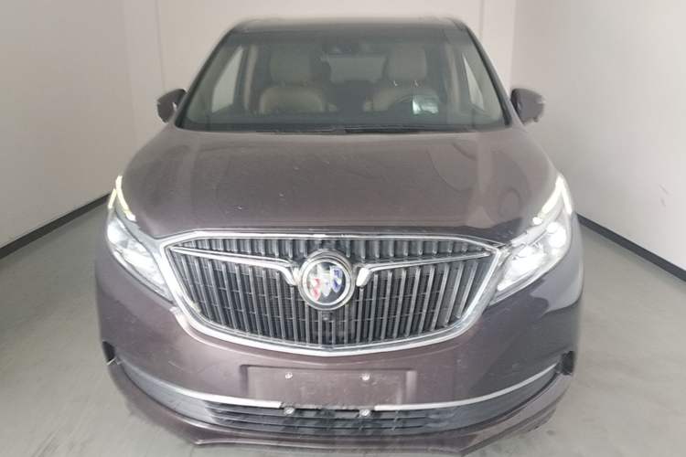 Used Buick GL8 2018 ES 28T Flagship Model China VI Standard Front