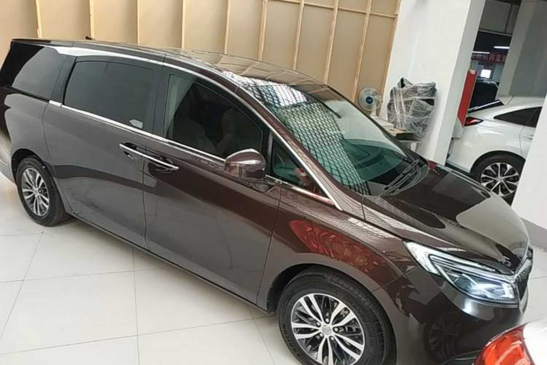 Used Buick GL8 2018 ES 28T Luxury Model China VI Standard Front Right 45 Deg