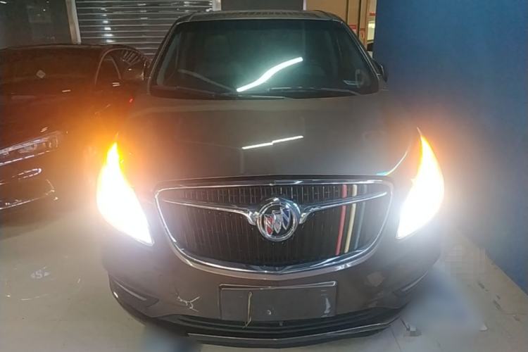 Used Buick GL8 2018 28T Luxury Model China VI Standard Front