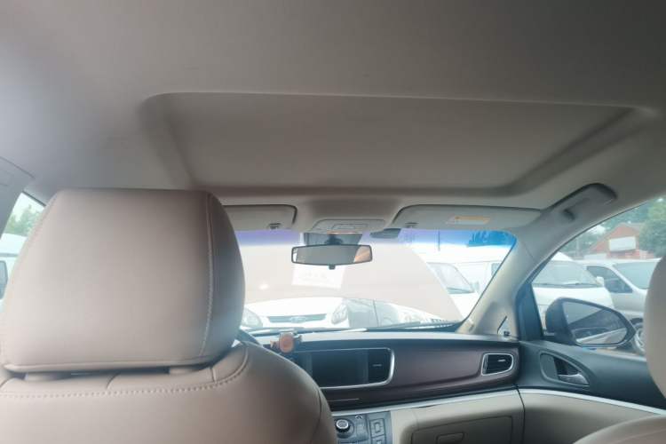 Used Buick GL8 2018 28T Comfort Model China VI Standard Headliner