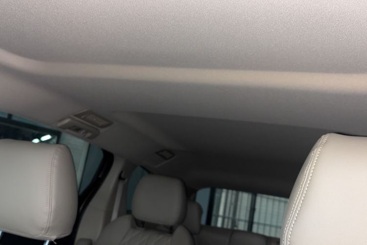 Used Buick GL8 2018 28T Comfort Model China VI Standard Headliner