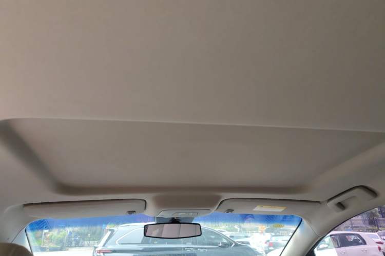 Used Buick GL8 2018 28T Comfort Model China VI Standard Headliner