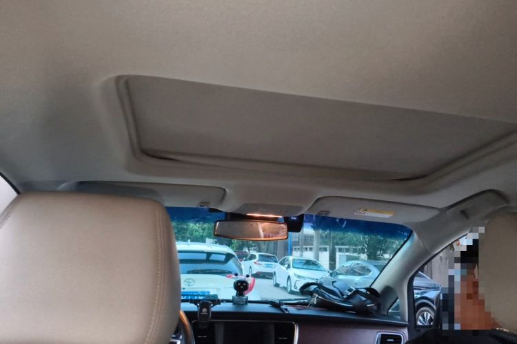 Used Buick GL8 2018 28T Comfort Model China VI Standard Headliner