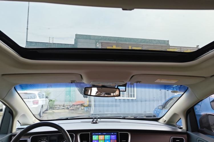 Used Buick GL8 2018 28T Luxury Model China VI Standard Headliner