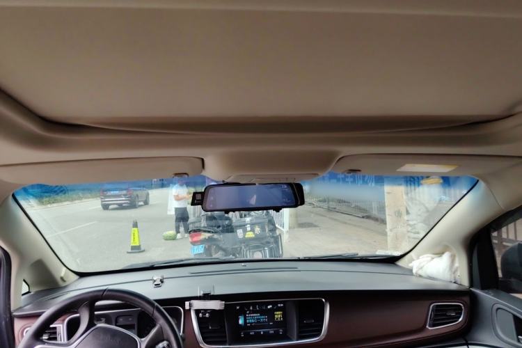 Used Buick GL8 2018 28T Luxury Model China VI Standard Headliner