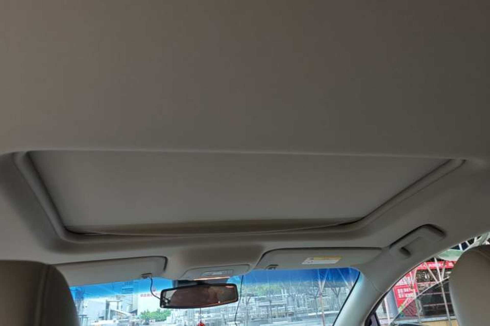 Used Buick GL8 2018 28T Luxury Model China VI Standard Headliner