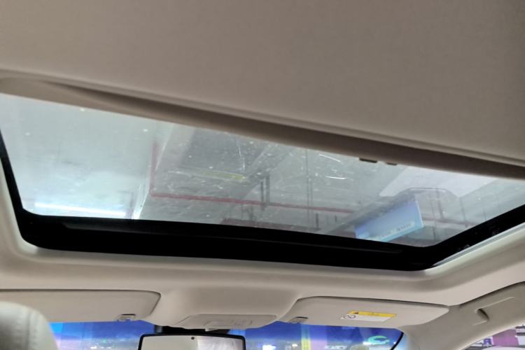 Used Buick GL8 2018 28T Luxury Model China VI Standard Headliner