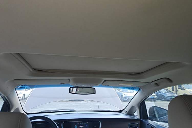 Used Buick GL8 2018 28T Prestige Version China VI Standard Headliner