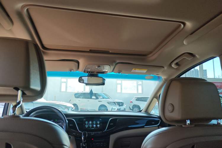 Used Buick GL8 2018 ES 28T Flagship Model China VI Standard Headliner