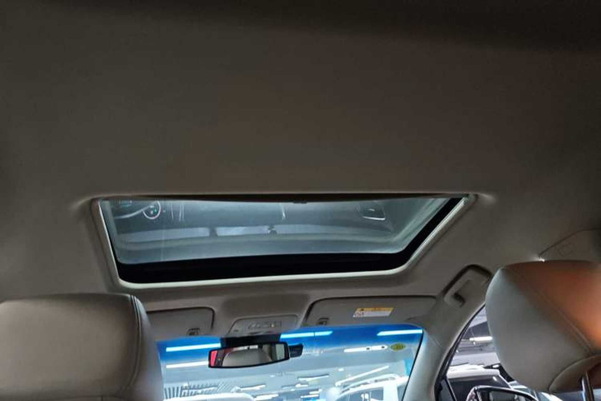Used Buick GL8 2018 28T Luxury Model China VI Standard Headliner