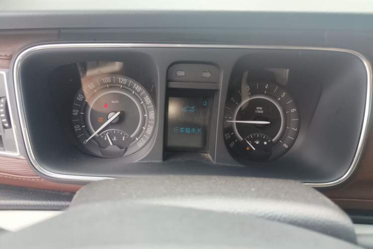 Used Buick GL8 2018 28T Comfort Model China VI Standard Instrument Cluster