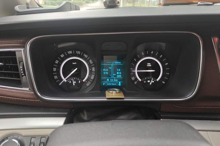 Used Buick GL8 2018 28T Luxury Model China VI Standard Instrument Cluster