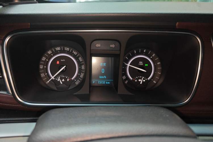 Used Buick GL8 2018 28T Comfort Model China VI Standard Instrument Cluster