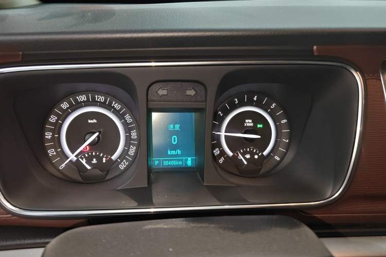 Used Buick GL8 2018 28T Luxury Model China VI Standard Instrument Cluster