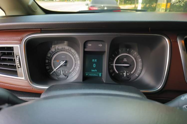Used Buick GL8 2018 28T Prestige Version China VI Standard Instrument Cluster