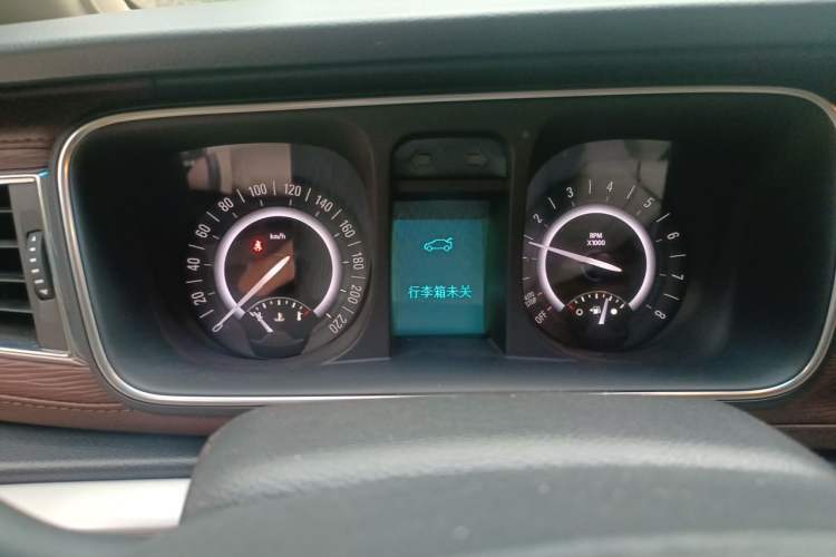Used Buick GL8 2018 28T Luxury Model China VI Standard Instrument Cluster