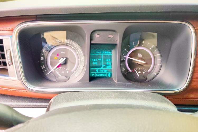 Used Buick GL8 2018 28T Luxury Model China VI Standard Instrument Cluster