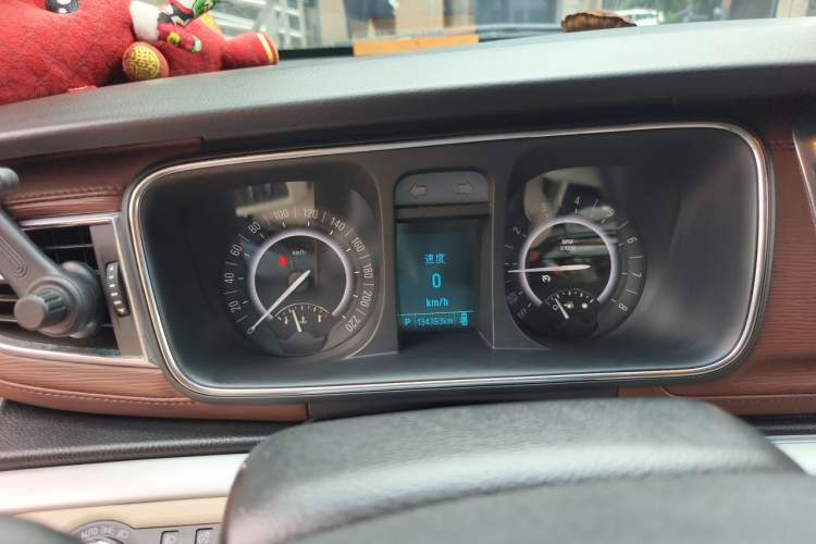 Used Buick GL8 2018 28T Comfort Model China VI Standard Instrument Cluster